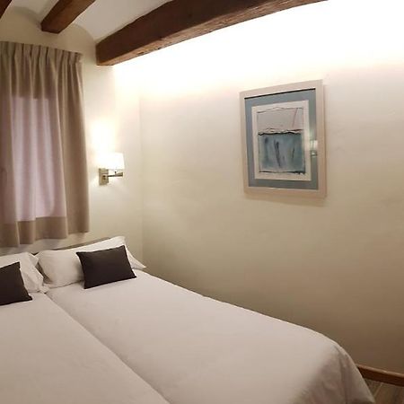 Casa Gabalda Apartamentos Valderrobres Extérieur photo