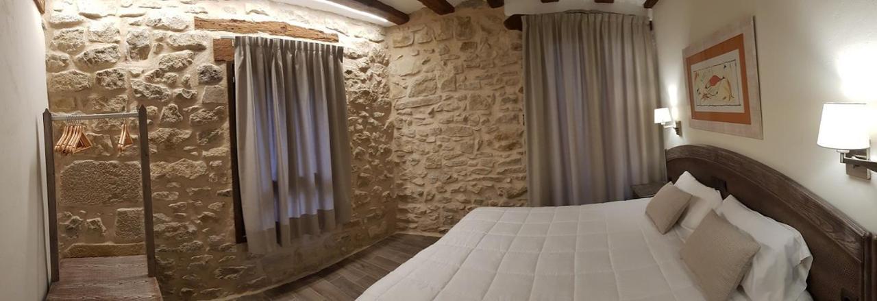 Casa Gabalda Apartamentos Valderrobres Extérieur photo