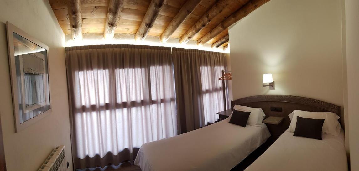 Casa Gabalda Apartamentos Valderrobres Extérieur photo