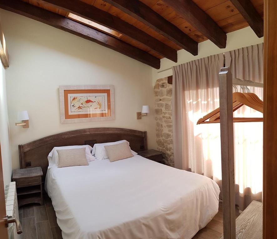 Casa Gabalda Apartamentos Valderrobres Extérieur photo
